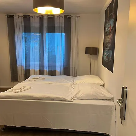 Aparthotel Porschenahe Wohung *
