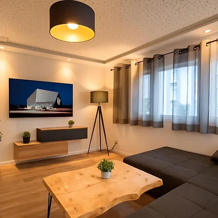 Porschenahe Wohung Апарт-отель 4*