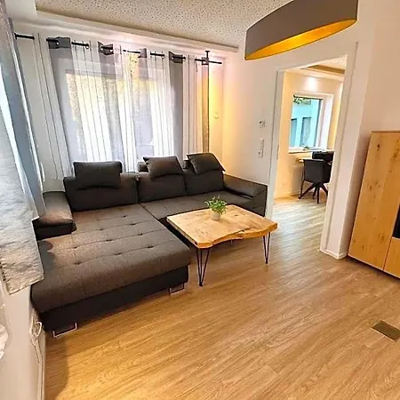 公寓式酒店 Porschenahe Wohung 4*