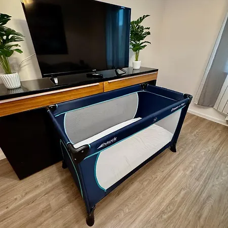 شقة فندقية Porschenahe Wohung 4*