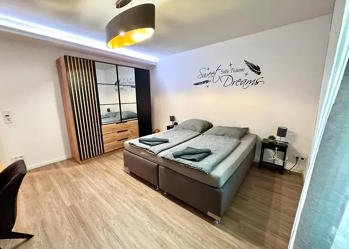 Porschenahe Wohung شقة فندقية