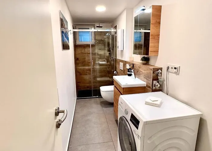 Апарт-отель Porschenahe Wohung 4*