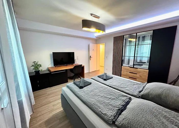 Porschenahe Wohung Апарт-отель 4*